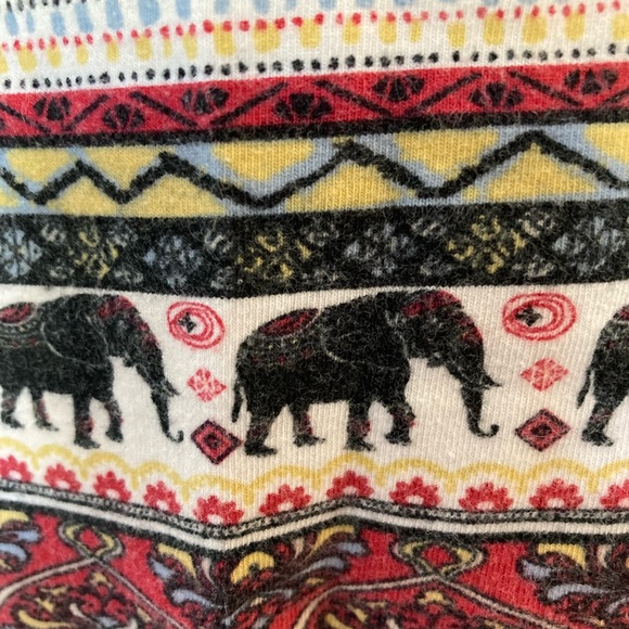 ❤️Free with Purchase❤️ elephant leggings - Picture 5 of 6